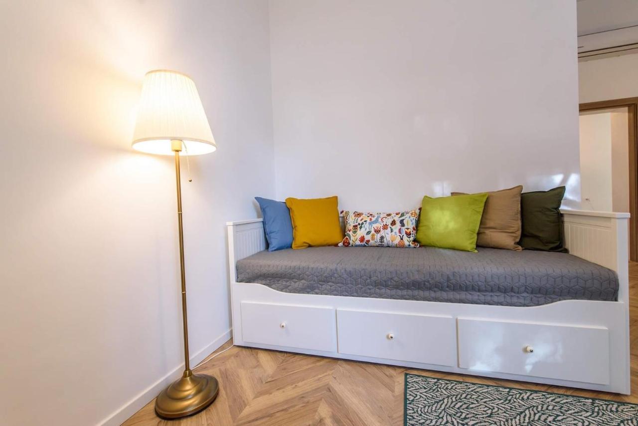 Interbelic Vibe Apartment Cluj Napoca Bagian luar foto